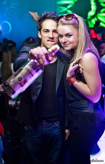 По-моему, вышел неплохой фотошоп.