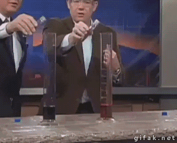 They started the experiment at the same time and got the same shape ... - GIF, Chemistry, Experience