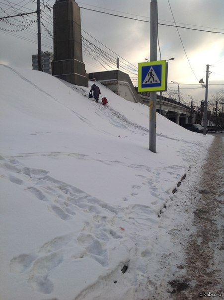 Фото сделал друг. И описание увиденного его