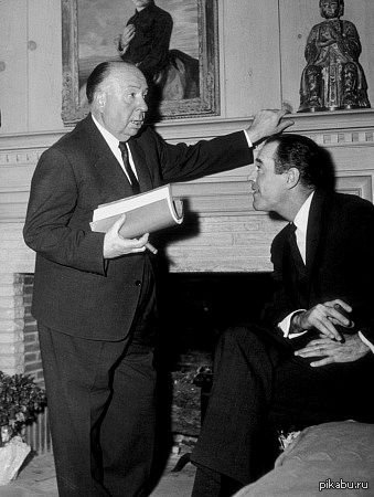 Альфред Хичкок и Генри Фонда.