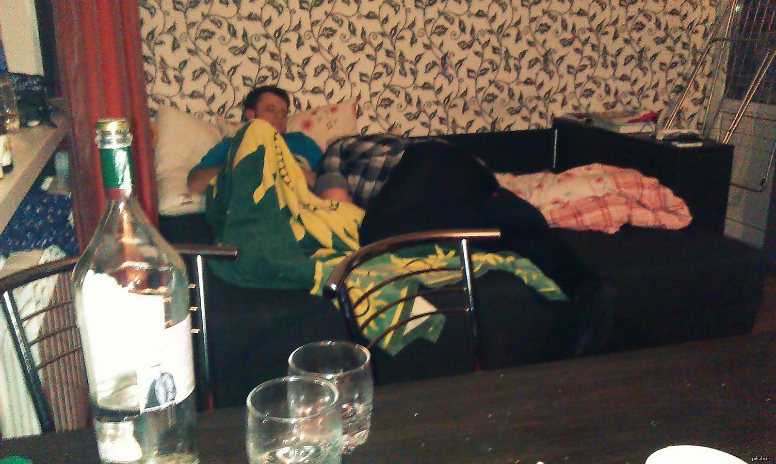 � ���� ��� ���� �������� ��� 2 ����. ���� � �������� �� ���������, ������ ������, ��� ���, ���� ���, ������� ������. ��� ������?