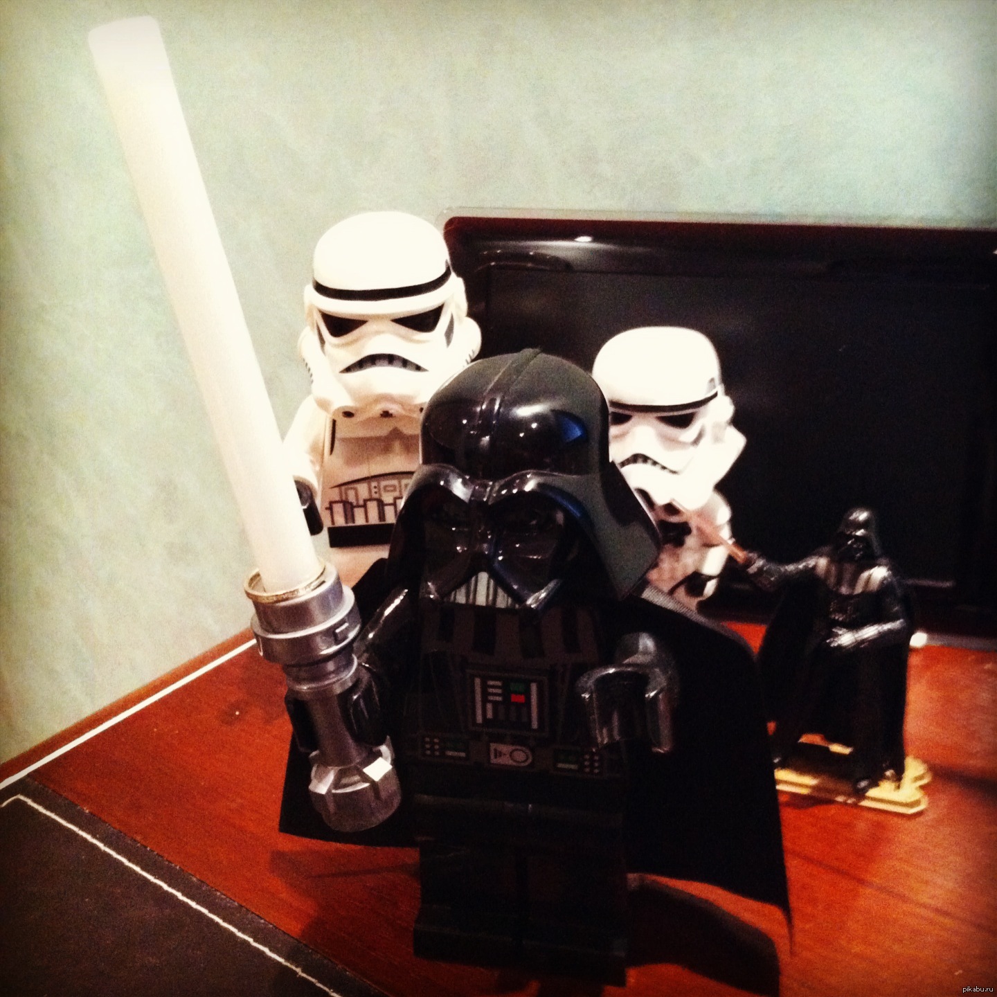 ������ ������� ���� !