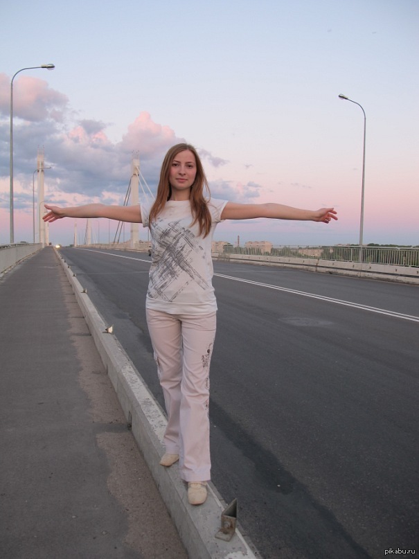 ообработайте пожалуйста. добавте трагедии.