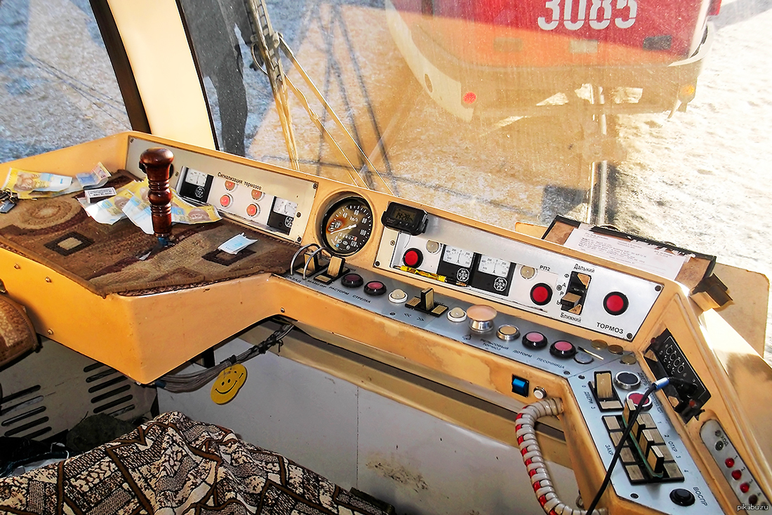 Кабина вагона КТМ-19КТ :)