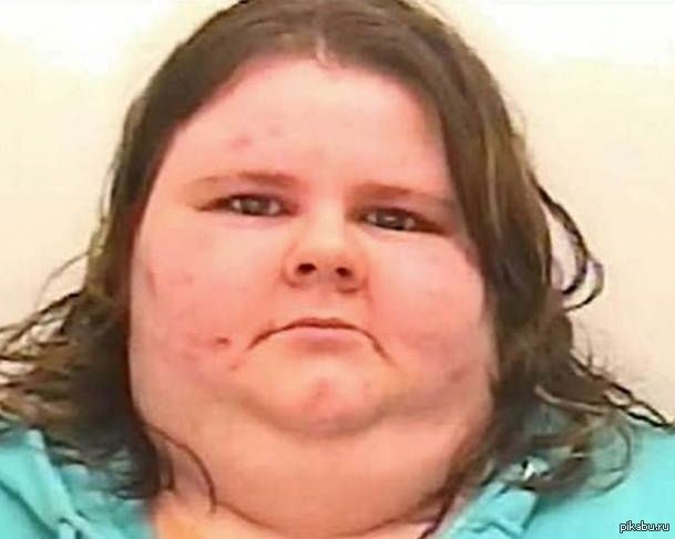         .            .   .   http://tjournal.ru/paper/jailed-for-trolling-herself