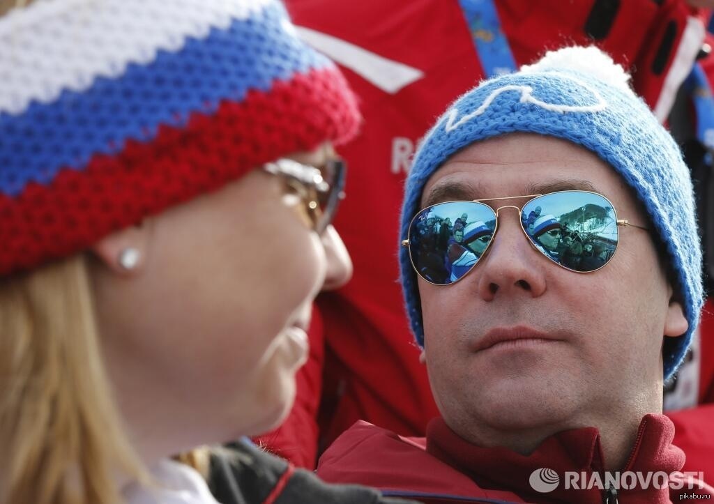 А парень учится на ошибках)