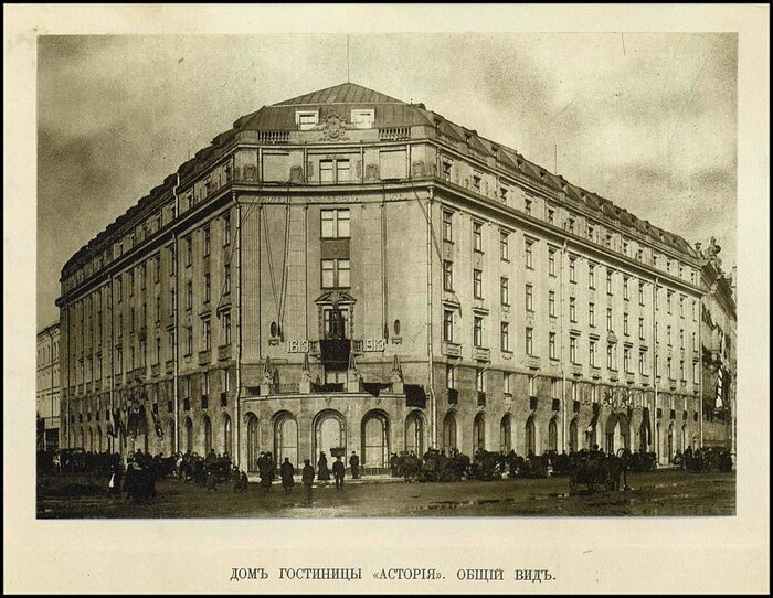  Фотография из альбома «Историческая панорама Санкт-Петербурга и его окрестностей». 1913 год© Пользователь lobgott / <!--noindex--><a href="https://pikabu.ru/story/gde_vyipit_s_akhmatovoy_i_dzerzhinskim_14247809?u=http%3A%2F%2Flivejournal.com&t=livejournal.com&h=af420cb70eb7b4a740d0de2e1f38de125dc71384" title="http://livejournal.com" target="_blank" rel="nofollow noopener">livejournal.com</a><!--/noindex-->