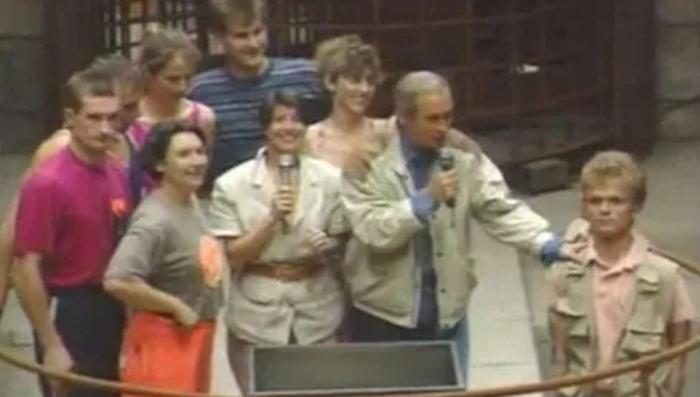 Причем, первый сезон игры назывался "Ключи от форта Боярд", а со второго сезона игра была переименована в просто "Форт Боярд".