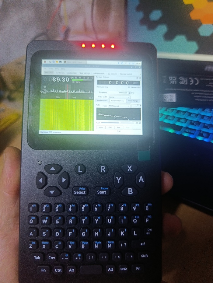 Waveshare PocketTerm35, ����������� Linux-�������� �� Raspberry Pi 4B