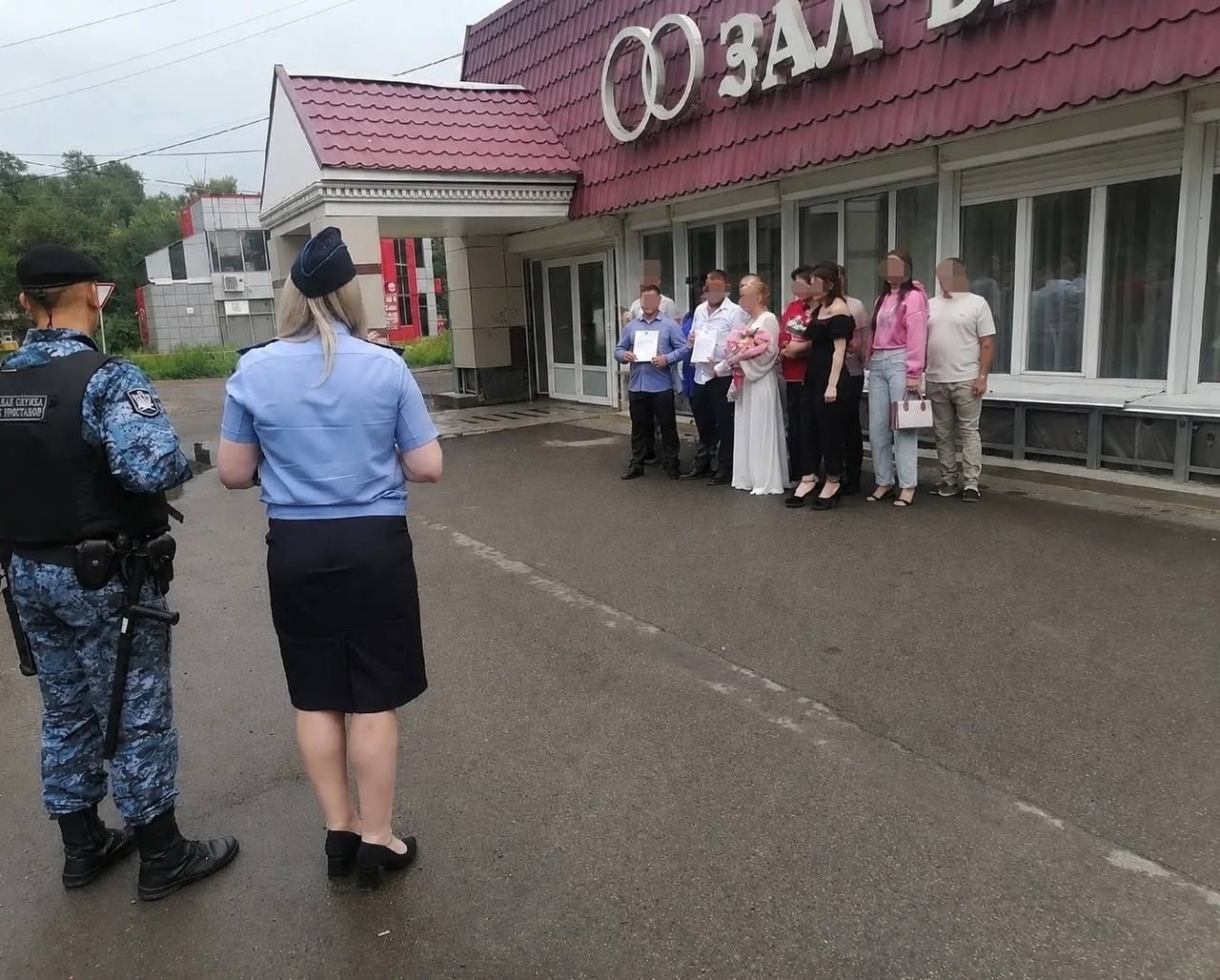 In Khakassia, a groom and best man were taken away from their wedding due to child support arrears from a previous marriage. - Alimony, Former, Divorce (dissolution of marriage), Accordion