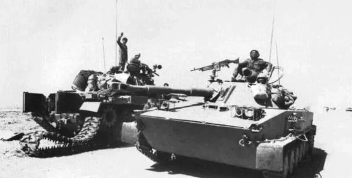 ПТ-76Б из состава израильской 11-й резервной танковой бригады в окрестностях Суэца