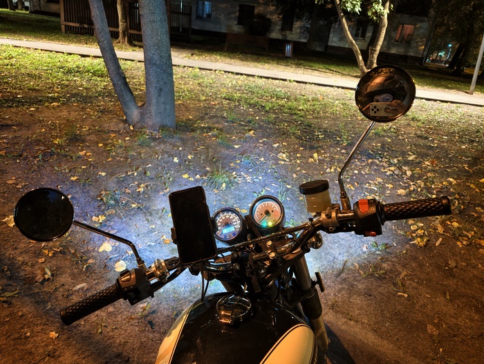����� ����