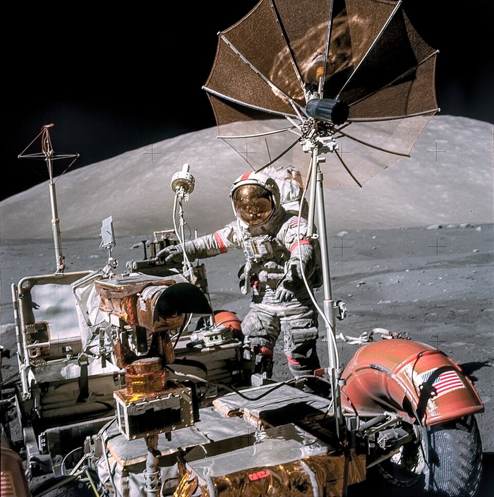Автор: NASA Источник: <a href="https://pikabu.ru/story/pochemu_lyudi_ne_vyisazhivalis_na_lune_s_1972_goda_i_kogda_planiruyut_vernutsya_14353405?u=https%3A%2F%2Fcommons.wikimedia.org%2Fwiki%2FFile%253AApollo_17-_Lunar_Roving_Vehicle_and_Eugene_Cernan.jpg%3Futm_source%3Dchatgpt.com&t=commons.wikimedia.org&h=d11351bc8a4bcef8cd38ce14f400851e9fedeaed" title="https://commons.wikimedia.org/wiki/File%3AApollo_17-_Lunar_Roving_Vehicle_and_Eugene_Cernan.jpg?utm_..." target="_blank" rel="nofollow noopener">commons.wikimedia.org</a>