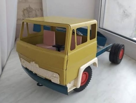 Тягач
