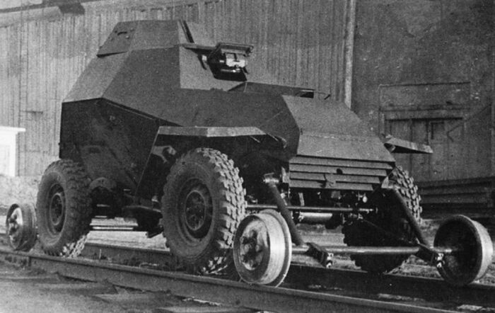 Железнодорожный БА-64Г, осень 1942 г.