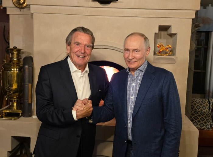📸 ����: ������. �������; <!--noindex--><a href="https://pikabu.ru/story/putin_i_shryoder_chelovecheskaya_vernost_na_fone_evropeyskoy_politicheskoy_isteriki_14409148?u=https%3A%2F%2Ft.me%2Fnews_kremlin%2F8147&t=https%3A%2F%2Ft.me%2Fnews_kremlin%2F8147&h=57c63df9753d1d8a51d76e912c1db49823ffebd9" title="https://t.me/news_kremlin/8147" target="_blank" rel="nofollow noopener">https://t.me/news_kremlin/8147</a><!--/noindex-->