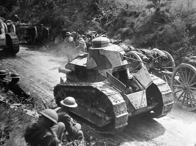 ����������� Renault FT-17