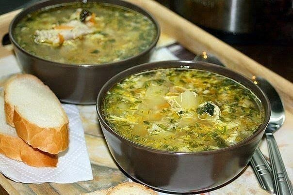 Куриный суп с яйцом