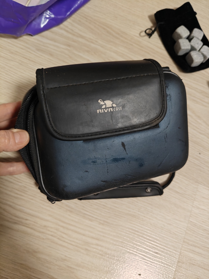 RIVACASE - ��� ������� ��� ����� � ������ ��� � ������ 2000-�, ����� ������ ��������� �������� ����� ����������. ��������� - � ������ - ����� ������� � 1996 ����. �� ��� ��� ������� �� ���� ����.