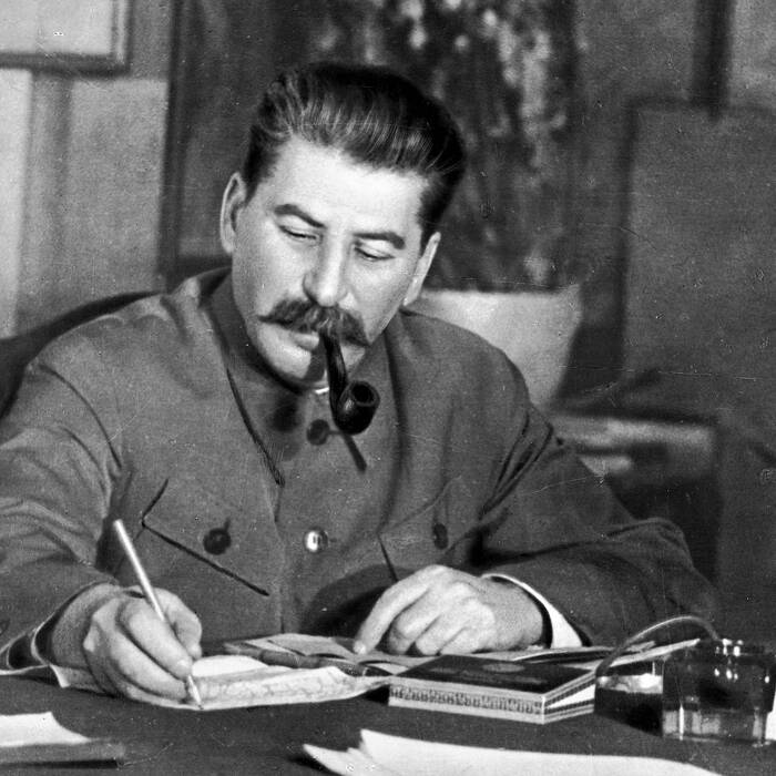 Секретарский захват власти