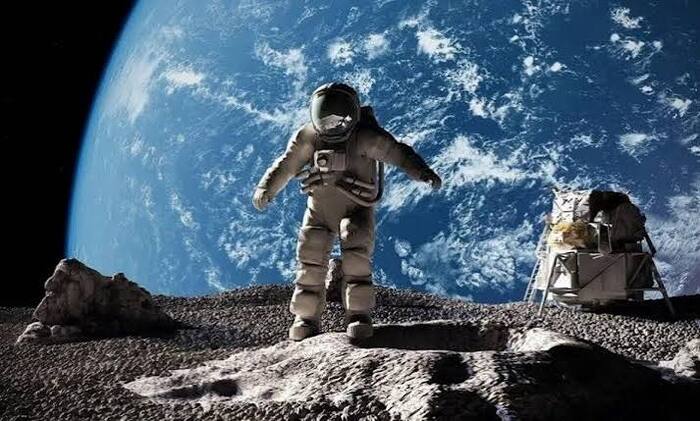 Почему на Луне можно прыгнуть выше, но не улететь в космос?