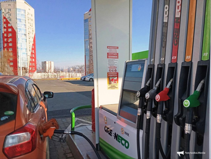 Фото: <a href="https://pikabu.ru/story/poka_v_strane_ai92_stoit_75_rubley_u_nas_v_primore_za_nego_prosyat_pochti_81_14470678?u=https%3A%2F%2Fnakhodka.media%2Fnews%2F2665591%2F&t=%D0%9F%D0%B5%D1%82%D1%80%20%D0%9C%D0%B0%D0%BA%D1%81%D0%B8%D0%BC%D0%BE%D0%B2&h=e6b52d570973a5092821d994b85fe5cd323a8686" title="https://nakhodka.media/news/2665591/" target="_blank" rel="nofollow noopener">Петр Максимов</a>