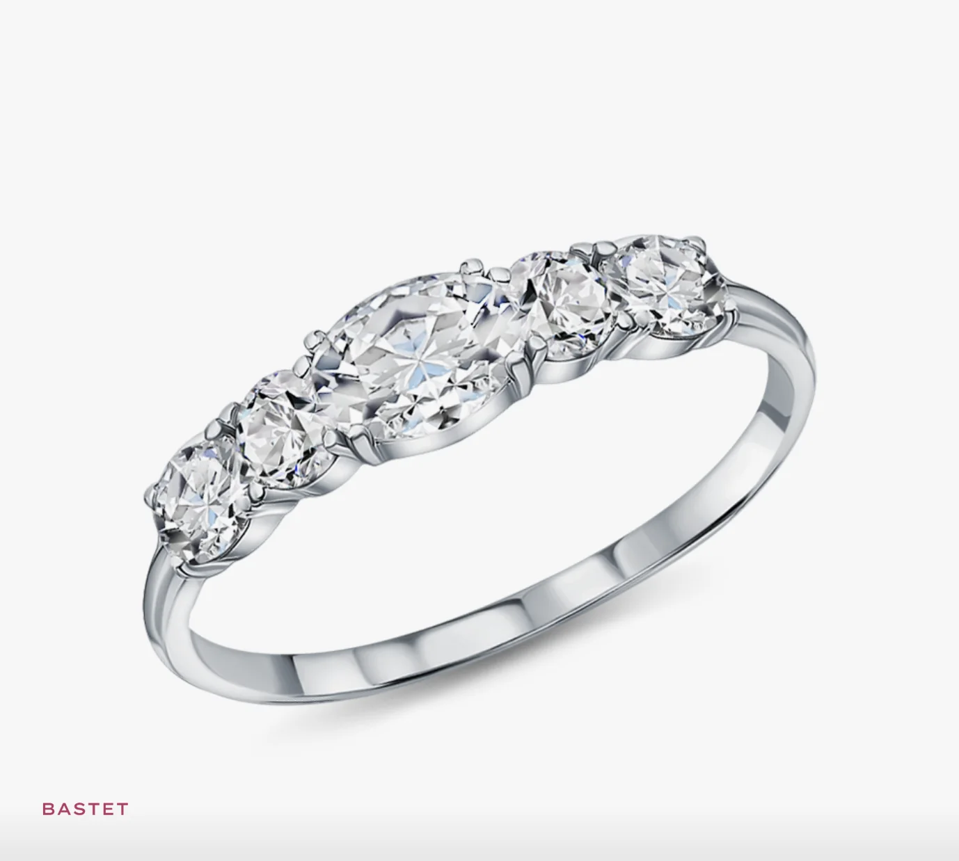 Серебряное кольцо с фианитами